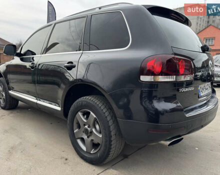 Черный Фольксваген Туарег, объемом двигателя 3 л и пробегом 333 тыс. км за 9950 $, фото 12 на Automoto.ua