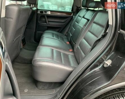 Черный Фольксваген Туарег, объемом двигателя 3 л и пробегом 351 тыс. км за 11999 $, фото 26 на Automoto.ua