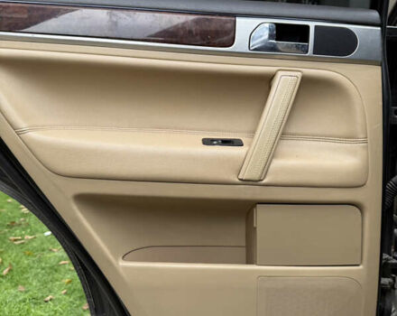 Фольксваген Туарег 2007 в Львове на Automoto.ua Черный Фольксваген Туарег, объемом двигателя 2.97 л и пробегом 298 тыс. км за 10500 $, фото 4 на Automoto.ua