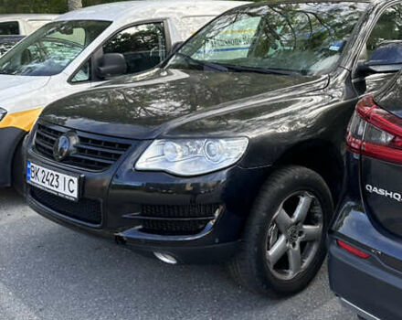 Фольксваген Туарег 2007 у Одесі на Automoto.ua Чорний Фольксваген Туарег, об'ємом двигуна 4.92 л та пробігом 300 тис. км за 11000 $, фото 1 на Automoto.ua