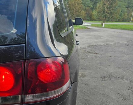 Черный Фольксваген Туарег, объемом двигателя 2.5 л и пробегом 352 тыс. км за 7500 $, фото 3 на Automoto.ua