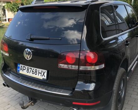 Черный Фольксваген Туарег, объемом двигателя 2.5 л и пробегом 370 тыс. км за 8000 $, фото 3 на Automoto.ua