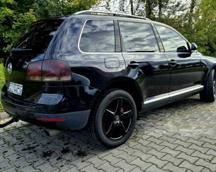 Черный Фольксваген Туарег, объемом двигателя 3 л и пробегом 290 тыс. км за 3200 $, фото 1 на Automoto.ua