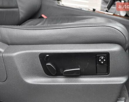 Черный Фольксваген Туарег, объемом двигателя 3 л и пробегом 335 тыс. км за 9803 $, фото 24 на Automoto.ua