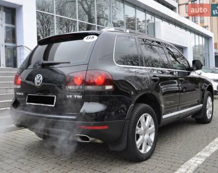 Черный Фольксваген Туарег, объемом двигателя 3 л и пробегом 335 тыс. км за 9803 $, фото 9 на Automoto.ua
