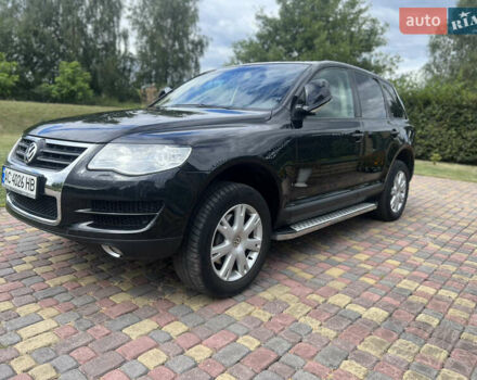 Черный Фольксваген Туарег, объемом двигателя 3 л и пробегом 244 тыс. км за 11700 $, фото 2 на Automoto.ua