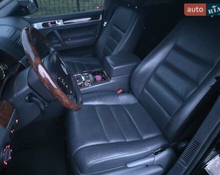 Черный Фольксваген Туарег, объемом двигателя 2.97 л и пробегом 238 тыс. км за 12600 $, фото 22 на Automoto.ua