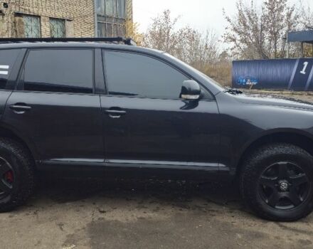 Чорний Фольксваген Туарег, об'ємом двигуна 3 л та пробігом 347 тис. км за 6200 $, фото 2 на Automoto.ua