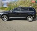 Черный Фольксваген Туарег, объемом двигателя 4.2 л и пробегом 356 тыс. км за 11000 $, фото 6 на Automoto.ua