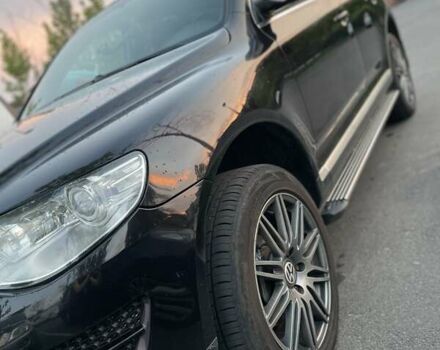 Черный Фольксваген Туарег, объемом двигателя 3 л и пробегом 200 тыс. км за 13800 $, фото 4 на Automoto.ua