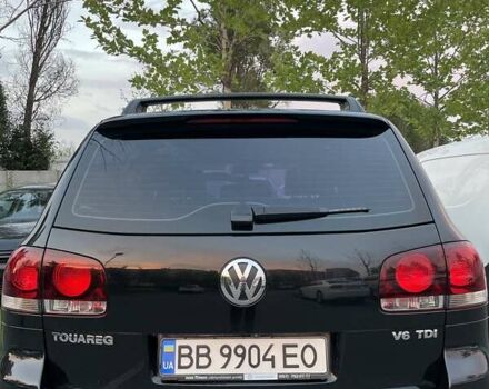 Черный Фольксваген Туарег, объемом двигателя 3 л и пробегом 200 тыс. км за 13800 $, фото 6 на Automoto.ua