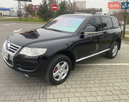 Черный Фольксваген Туарег, объемом двигателя 3 л и пробегом 273 тыс. км за 10500 $, фото 5 на Automoto.ua