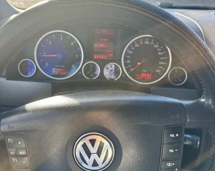 Черный Фольксваген Туарег, объемом двигателя 3 л и пробегом 266 тыс. км за 11500 $, фото 5 на Automoto.ua