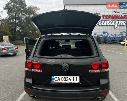 Черный Фольксваген Туарег, объемом двигателя 4.9 л и пробегом 252 тыс. км за 13800 $, фото 36 на Automoto.ua