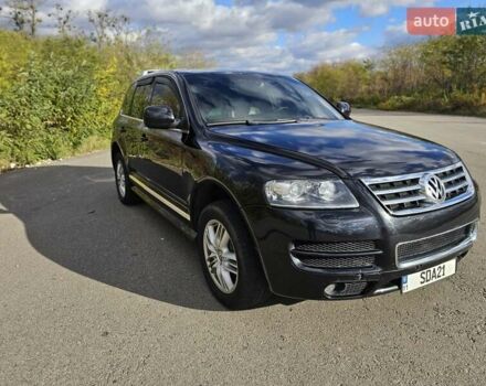 Черный Фольксваген Туарег, объемом двигателя 4.2 л и пробегом 356 тыс. км за 11000 $, фото 8 на Automoto.ua