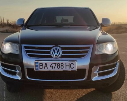 Черный Фольксваген Туарег, объемом двигателя 3 л и пробегом 290 тыс. км за 12300 $, фото 2 на Automoto.ua