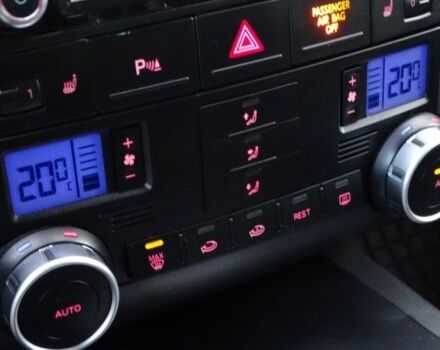 Черный Фольксваген Туарег, объемом двигателя 0 л и пробегом 250 тыс. км за 3500 $, фото 8 на Automoto.ua