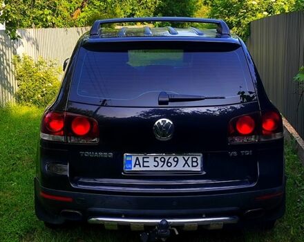 Чорний Фольксваген Туарег, об'ємом двигуна 3 л та пробігом 345 тис. км за 10500 $, фото 1 на Automoto.ua