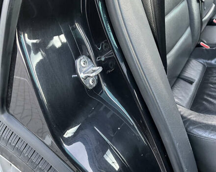 Черный Фольксваген Туарег, объемом двигателя 3 л и пробегом 230 тыс. км за 10200 $, фото 9 на Automoto.ua