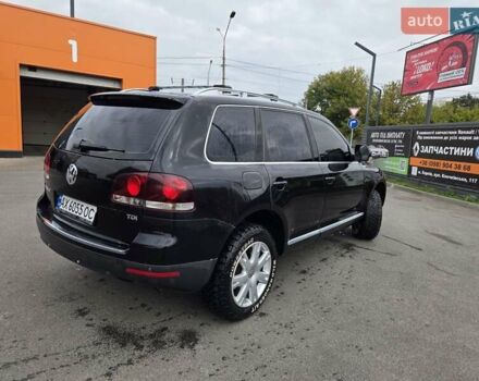 Чорний Фольксваген Туарег, об'ємом двигуна 2.5 л та пробігом 221 тис. км за 11000 $, фото 3 на Automoto.ua