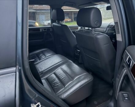 Черный Фольксваген Туарег, объемом двигателя 3 л и пробегом 277 тыс. км за 4300 $, фото 8 на Automoto.ua