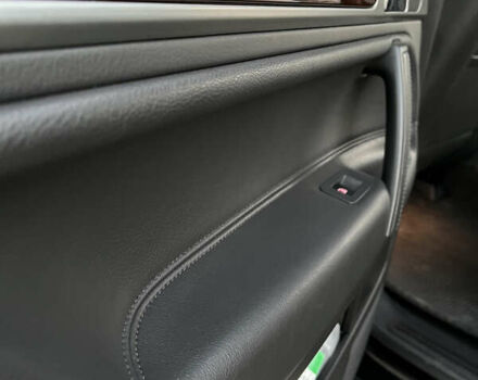 Черный Фольксваген Туарег, объемом двигателя 3 л и пробегом 230 тыс. км за 10200 $, фото 48 на Automoto.ua