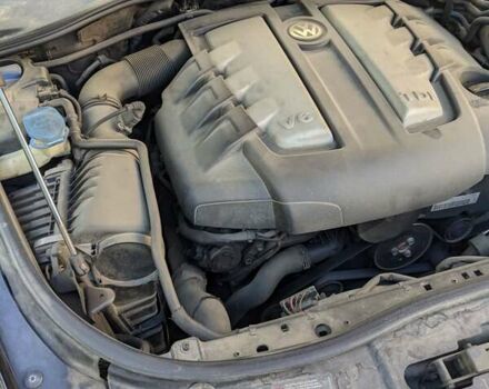 Чорний Фольксваген Туарег, об'ємом двигуна 2.97 л та пробігом 319 тис. км за 10600 $, фото 13 на Automoto.ua