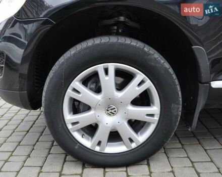 Черный Фольксваген Туарег, объемом двигателя 3 л и пробегом 335 тыс. км за 9803 $, фото 14 на Automoto.ua