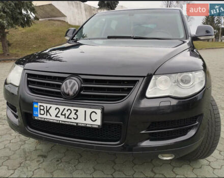 Фольксваген Туарег 2007 у Одесі на Automoto.ua Чорний Фольксваген Туарег, об'ємом двигуна 4.92 л та пробігом 300 тис. км за 11000 $, фото 3 на Automoto.ua
