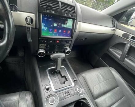 Чорний Фольксваген Туарег, об'ємом двигуна 2.97 л та пробігом 345 тис. км за 11500 $, фото 7 на Automoto.ua