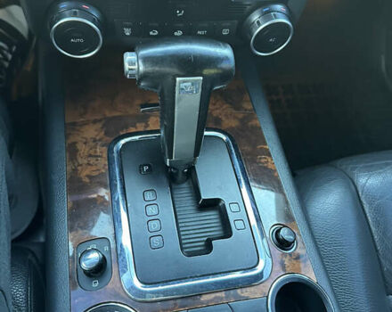 Чорний Фольксваген Туарег, об'ємом двигуна 3 л та пробігом 380 тис. км за 10500 $, фото 9 на Automoto.ua