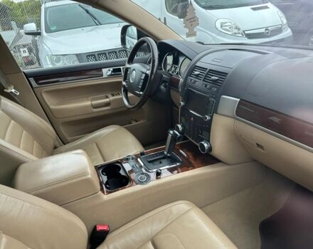 Черный Фольксваген Туарег, объемом двигателя 3 л и пробегом 312 тыс. км за 7300 $, фото 3 на Automoto.ua