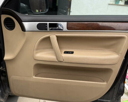 Фольксваген Туарег 2007 в Львове на Automoto.ua Черный Фольксваген Туарег, объемом двигателя 2.97 л и пробегом 298 тыс. км за 10500 $, фото 5 на Automoto.ua