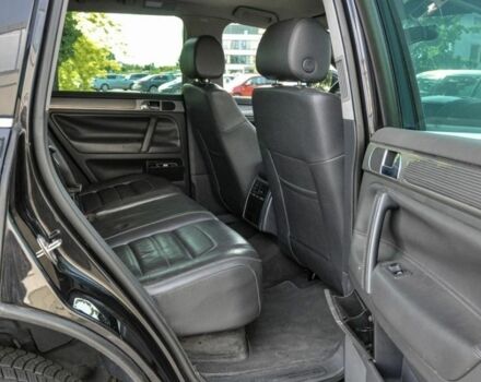 Черный Фольксваген Туарег, объемом двигателя 3 л и пробегом 220 тыс. км за 4100 $, фото 11 на Automoto.ua