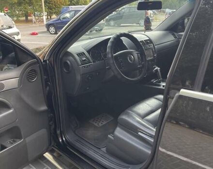 Чорний Фольксваген Туарег, об'ємом двигуна 3 л та пробігом 220 тис. км за 10500 $, фото 6 на Automoto.ua