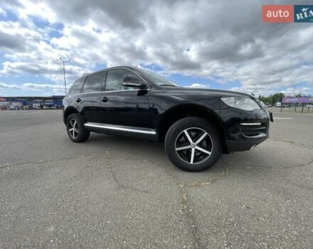 Чорний Фольксваген Туарег, об'ємом двигуна 2.97 л та пробігом 345 тис. км за 11500 $, фото 2 на Automoto.ua