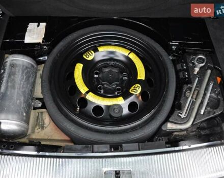 Черный Фольксваген Туарег, объемом двигателя 3 л и пробегом 335 тыс. км за 9803 $, фото 7 на Automoto.ua