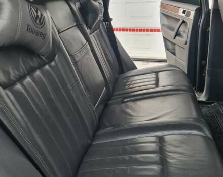 Черный Фольксваген Туарег, объемом двигателя 3 л и пробегом 258 тыс. км за 10500 $, фото 17 на Automoto.ua