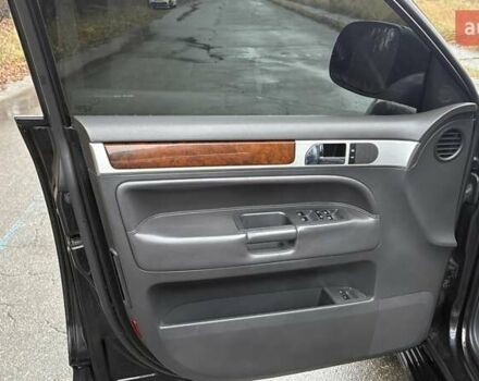 Черный Фольксваген Туарег, объемом двигателя 3 л и пробегом 239 тыс. км за 10300 $, фото 10 на Automoto.ua