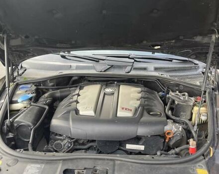 Чорний Фольксваген Туарег, об'ємом двигуна 3 л та пробігом 220 тис. км за 10500 $, фото 13 на Automoto.ua