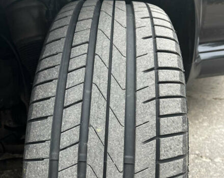 Черный Фольксваген Туарег, объемом двигателя 4.9 л и пробегом 252 тыс. км за 13800 $, фото 60 на Automoto.ua