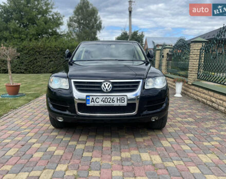 Черный Фольксваген Туарег, объемом двигателя 3 л и пробегом 244 тыс. км за 11700 $, фото 1 на Automoto.ua