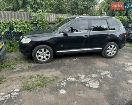 Черный Фольксваген Туарег, объемом двигателя 2.97 л и пробегом 275 тыс. км за 12300 $, фото 3 на Automoto.ua