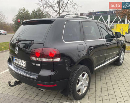Черный Фольксваген Туарег, объемом двигателя 3 л и пробегом 273 тыс. км за 10500 $, фото 30 на Automoto.ua