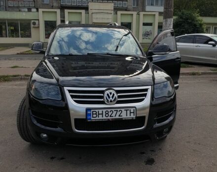 Чорний Фольксваген Туарег, об'ємом двигуна 3 л та пробігом 205 тис. км за 12000 $, фото 1 на Automoto.ua