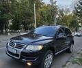 Чорний Фольксваген Туарег, об'ємом двигуна 2.5 л та пробігом 221 тис. км за 11000 $, фото 2 на Automoto.ua