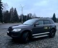 Черный Фольксваген Туарег, объемом двигателя 3 л и пробегом 371 тыс. км за 11600 $, фото 6 на Automoto.ua