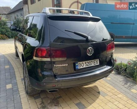 Черный Фольксваген Туарег, объемом двигателя 2.46 л и пробегом 450 тыс. км за 10000 $, фото 9 на Automoto.ua