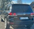 Черный Фольксваген Туарег, объемом двигателя 3 л и пробегом 266 тыс. км за 11500 $, фото 4 на Automoto.ua