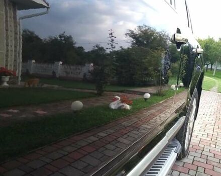 Черный Фольксваген Туарег, объемом двигателя 0 л и пробегом 218 тыс. км за 11900 $, фото 5 на Automoto.ua